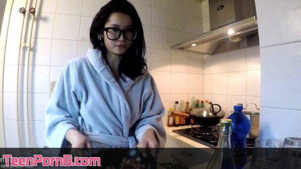 608px x 342px - MEOWMEOW and foreign boyfriend,The Sex Story n7, Kitchen, Chinese porn  uncen | Teen PornB